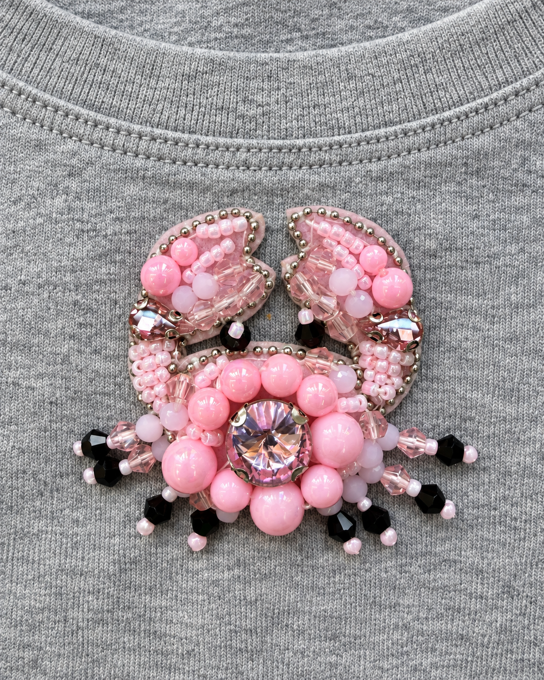 Tres BOH, Le Crab Sleeved Top   🦀